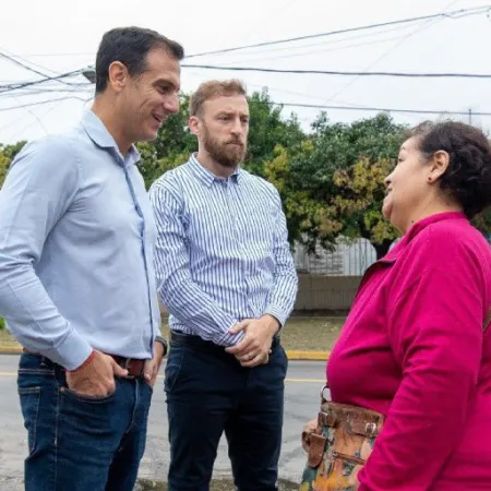 Julián Álvarez y Federico Otermín recorrieron las obras en el corredor Lynch