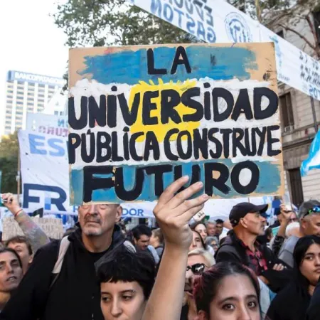 Convocan a una nueva marcha federal universitaria para el 12 de mayo frente a Casa Rosada