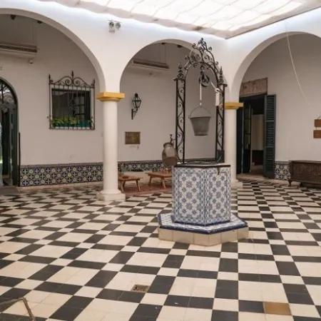 San Isidro continúa su curso de historia con encuentros semanales abiertos a la comunidad