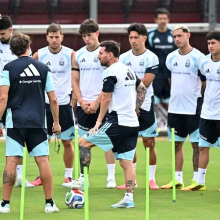 Scaloni recuperó a una pieza clave y suma alivio a días del debut mundialista