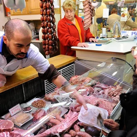 El consumo de carne vacuna cayó 11,5% en el primer semestre y alcanzó uno de los niveles más bajos de las últimas décadas