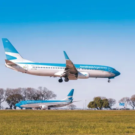 La Justicia de EE.UU. ordenó a la Argentina pagar US$391 millones por Aerolíneas
