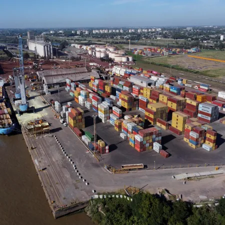 El paro en los puertos amenaza con sumar presión sobre los precios