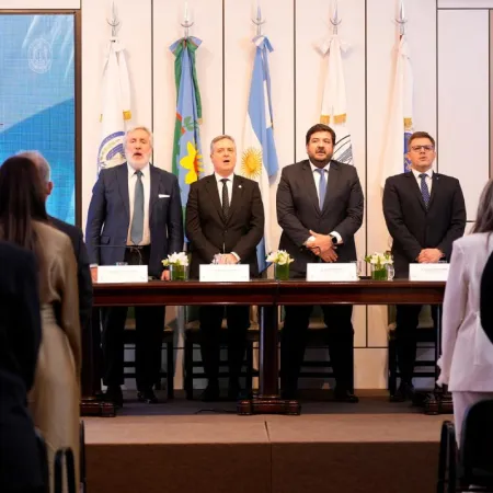 Guillermo Longhi asumió su segundo mandato al frente del Colegio de Escribanos bonaerense