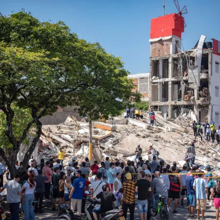 Terremoto en Colombia: asciende a 181 la cifra de muertos y continúan los rescates