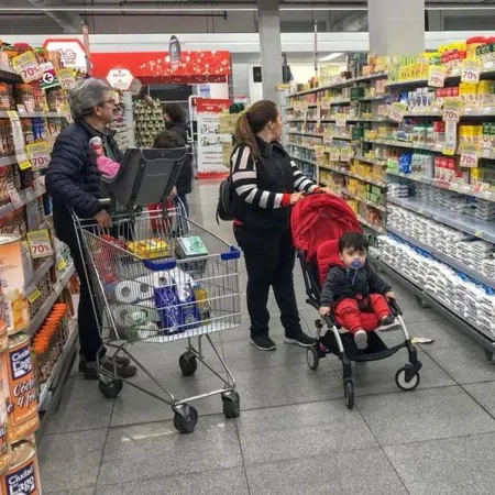 Una familia necesitó más de $1,56 millones para no ser pobre en julio