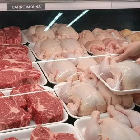 Por primera vez, los argentinos consumen más pollo que carne vacuna