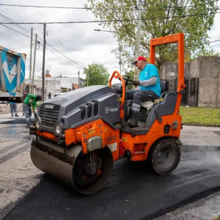 Lanús Gobierno avanza con las obras del plan de pavimentación en Gerli