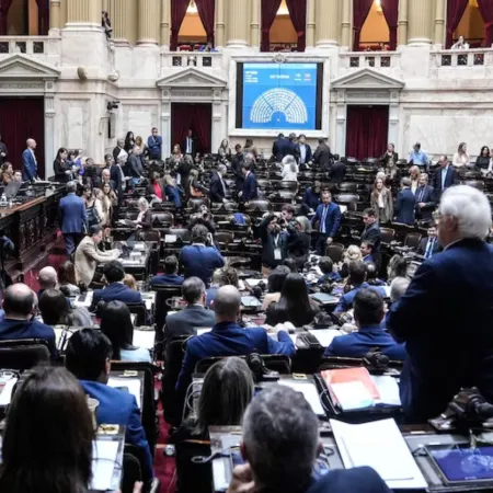 Diputados dio media sanción a la ley de discapacidad y envió a comisión el proyecto de endeudamiento familiar